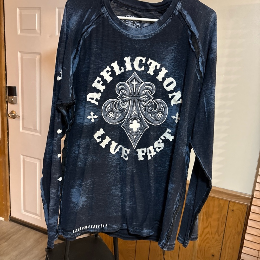 Affliction Navy Graphic Long Sleeve Tee NWOT
